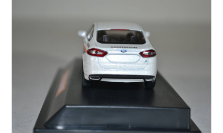 Ford Fusion DSNY 2013 (86053), масштабная модель, Greenlight Collectibles, scale43