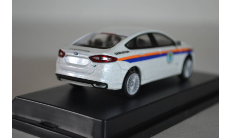 Ford Fusion DSNY 2013 (86053), масштабная модель, Greenlight Collectibles, scale43
