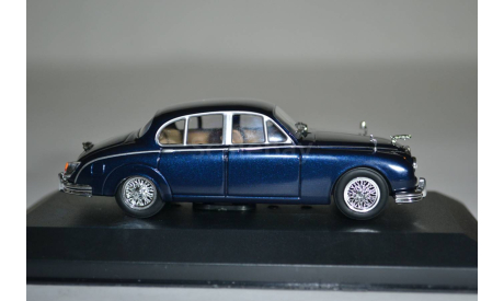 Jaguar MKII 1960 (F669), масштабная модель, WhiteBox, scale43