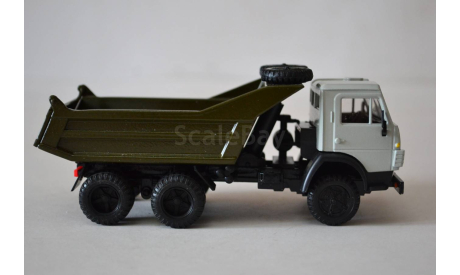 Камаз 55111-01 две запаски сер_хаки, масштабная модель, Элекон, scale43