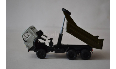Камаз 55111-01 две запаски сер_хаки, масштабная модель, Элекон, scale43