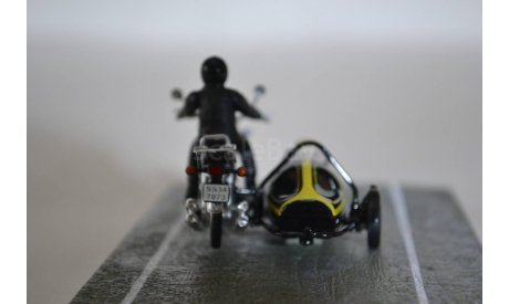 Kawasaki Z900 Motorcycle With Sidecar (The Spy Who Loved Me), сборная модель автомобиля, Ge Fabbri, scale43
