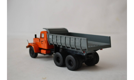Краз 256 Б1 самосвал, масштабная модель, Автоистория (АИСТ), scale43