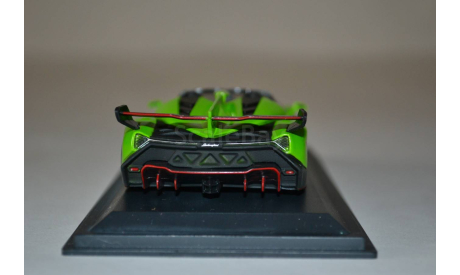 Lamborghini Veneno Roadster (521), масштабная модель, WhiteBox, scale43