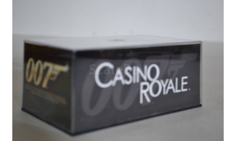 Land Rover Defender (Casino Royale), масштабная модель, scale43