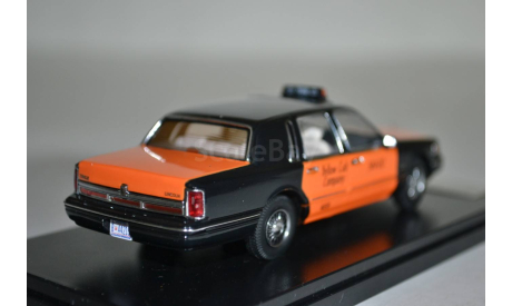 Lincoln Town Car 1996 USA Taxi (363), масштабная модель, Premium X, scale43