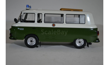 MCG18009 BARKAS B1000 Bus VOLKSPOLIZEI 1965 зеленый, масштабная модель, IST Models, 1:18, 1/18