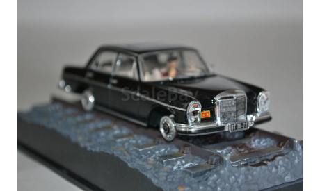 Mercedes Benz 250SE (Octopussy), сборная модель автомобиля, Ge Fabbri, scale43, Checker