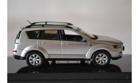 Mitsubishi New Outlander (29334), масштабная модель, Vitesse, scale43