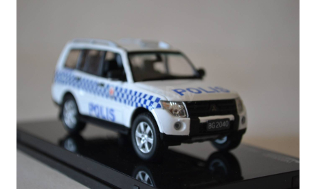 Mitsubishi Pagero Royal Brunei Police  Force  (29323), масштабная модель, Vitesse, scale43