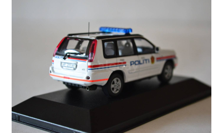 NISSAN X TRAIL Norway Police 2006 (089), масштабная модель, J-Collection, scale43