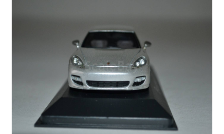Porsche Panamera Turbo, масштабная модель, Minichamps, scale43