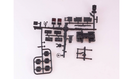 Сборная модель Армейский грузовик 34 6x6, сборная модель автомобиля, AVD Models, scale43
