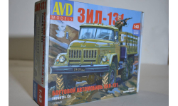 Сборная модель Бортовой автомобиль ЗИЛ - 131   !!!100% комплектность!!!
