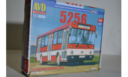 Сборная модель Городской автобус ЛИАЗ 5256 1  !!!!100% комплектность!!!