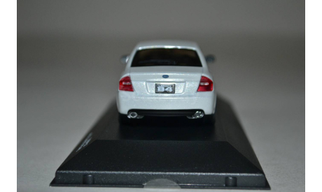 Subaru Legacy B4 2.0R 2005 (68WP), масштабная модель, J-Collection, scale43
