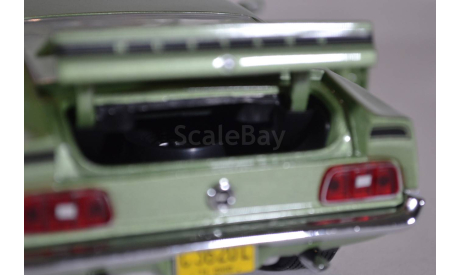 Ford Mustang Sportroof 1971 зеленый мет., масштабная модель, Sunstar, scale18