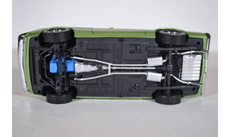 Ford Mustang Sportroof 1971 зеленый мет., масштабная модель, Sunstar, scale18