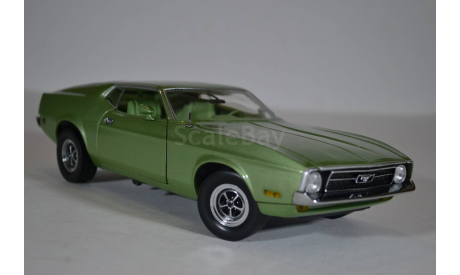 Ford Mustang Sportroof 1971 зеленый мет., масштабная модель, Sunstar, scale18