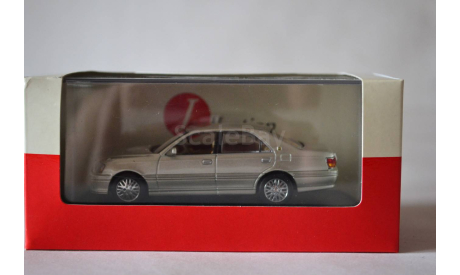 Toyota Crown saloon G 2001 (013SL), масштабная модель, J-Collection, scale43
