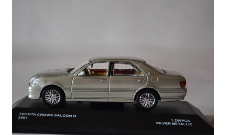 Toyota Crown saloon G 2001 (013SL), масштабная модель, J-Collection, scale43