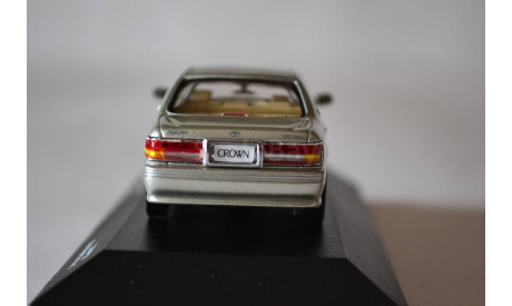 Toyota Crown saloon G 2001 (013SL), масштабная модель, J-Collection, scale43