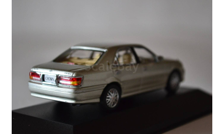 Toyota Crown saloon G 2001 (013SL), масштабная модель, J-Collection, scale43