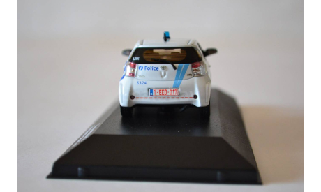 Toyota IO 2012 Belgium POLICE Car (JC181), масштабная модель, J-Collection, 1:43, 1/43