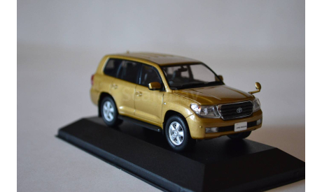 Toyota Land Cruiser 200 2010 (JC242), масштабная модель, J-Collection, 1:43, 1/43