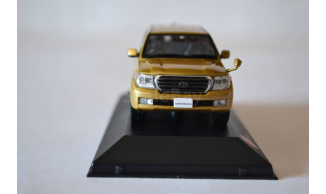 Toyota Land Cruiser 200 2010 (JC242), масштабная модель, J-Collection, 1:43, 1/43