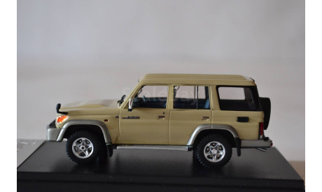 Toyota Land Cruiser (70 Van 2014), масштабная модель, Hi-Story, 1:43, 1/43