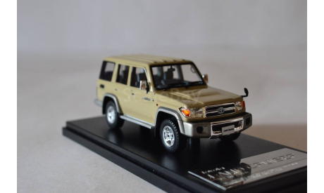 Toyota Land Cruiser (70 Van 2014), масштабная модель, Hi-Story, 1:43, 1/43