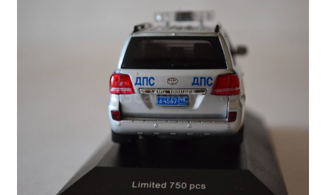 Toyota Landcruiser 200 2010 Militzia Moscow, масштабная модель, IST Models, scale43