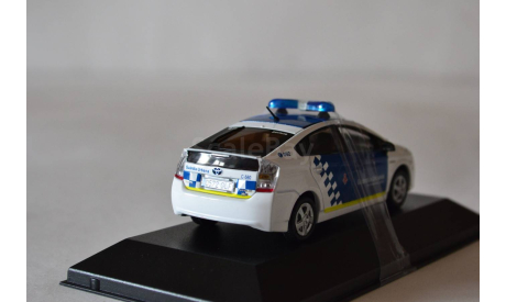 Toyota Prius  2009  Spain Police (144), масштабная модель, J-Collection, scale43