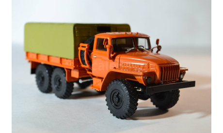 Урал 4320 оранжевый_песочный, масштабная модель, Автоистория (АИСТ), scale43
