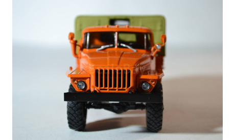 Урал 4320 оранжевый_песочный, масштабная модель, Автоистория (АИСТ), scale43