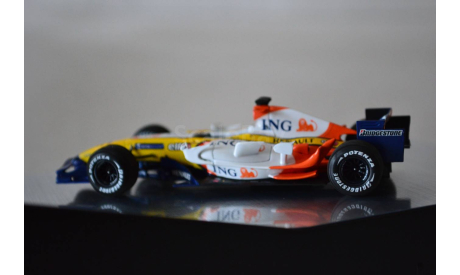 UV1 Renault F! R27 Showcar  2008, масштабная модель, Norev, scale43
