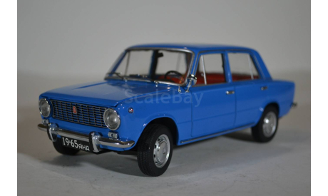 ВАЗ-2101 Жигули 1971 (голубой), масштабная модель, IST Models, scale18