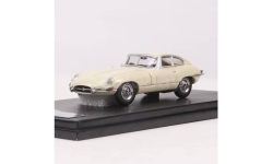 Модель автомобиля GFCC 1:64 1962 Jaguar E-TYPE