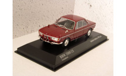 BMW 2000 CS красный Minichamps 1:43 943025083