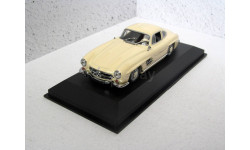Mercedes-Benz 300 SL Coupé W198 Gullwing кремовый Minichamps / MaXichamps 1:43 940039002