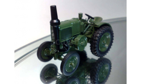 1:43 Трактор ROBUSTE K 40 1939 Universal Hobbies, масштабная модель трактора, 1/43