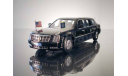 1/43 CADILLAC DTS PRESIDENTIAL LIMO OBAMA 2009 *, масштабная модель, Luxury Diecast (USA), scale43