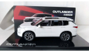 1:43 Mitsubishi Outlander 2023 белый, масштабная модель, scale43, СPM