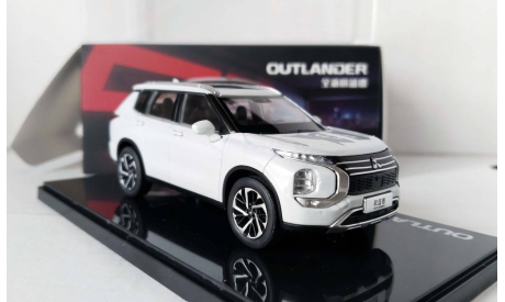 1:43 Mitsubishi Outlander 2023 белый, масштабная модель, scale43, СPM