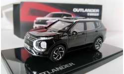 1:43 Mitsubishi Outlander 2023 черный