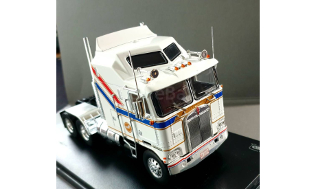 KENWORTH K100 AERODYNE 1976 WHITE DECORATED, масштабная модель, IXO грузовики (серии TRU), scale43