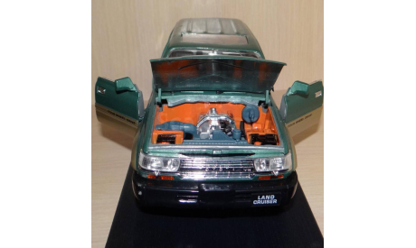 Toyota Land Cruiser 80, модель, 1:18, Yat ming (Уценка), масштабная модель, 1/18
