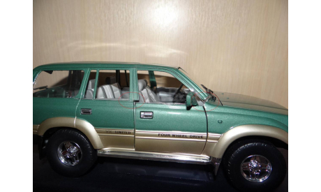 Toyota Land Cruiser 80, модель, 1:18, Yat ming (Уценка), масштабная модель, 1/18