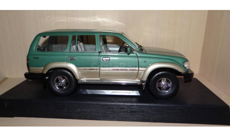 Toyota Land Cruiser 80, модель, 1:18, Yat ming (Уценка), масштабная модель, 1/18
